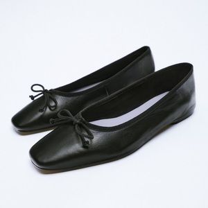 ZARA - BLACK LEATHER BALLET FLATS WITH BOW